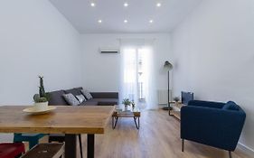 Marvelous Apartment Of 3 Bedrooms Near La Latina By Batuecas